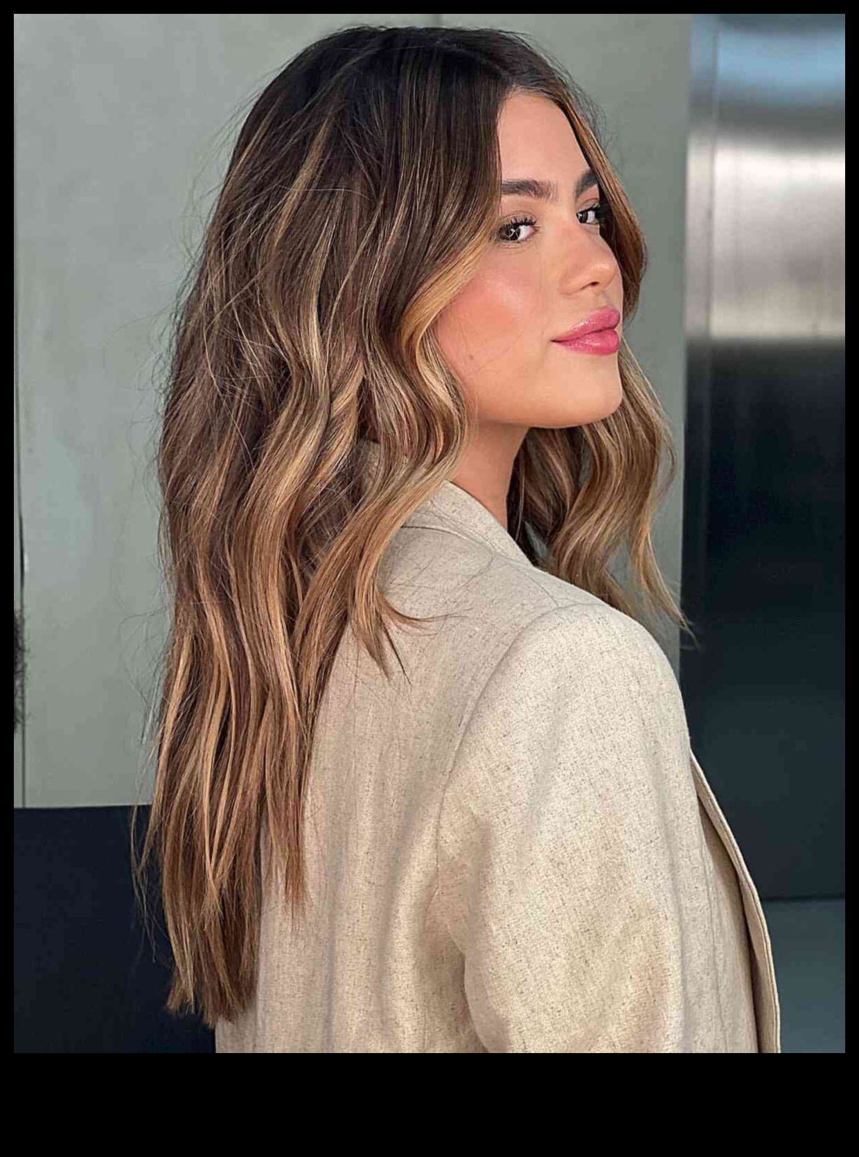 בחורות ברונטי עסקים 5 תסרוקות מקצועיות למשרד 4 שיער ברונט, ענייני עסקים: תסרוקות מקצועיות למשרד