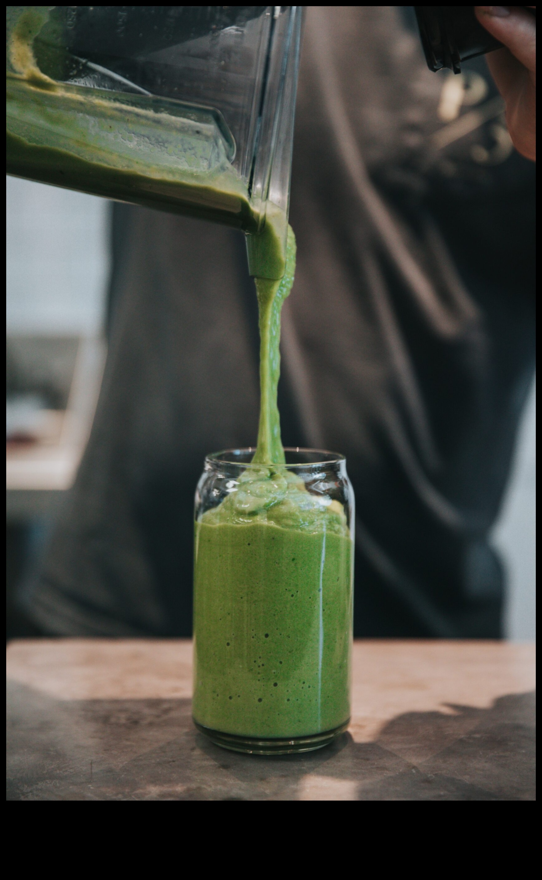 ירוק ושלווה מזינים את הגוף והנפש שלך עם מיצי ירקות מרגיעים 3 ירוק ושלו: הזנת הגוף והנפש שלך עם מיצי ירקות מרגיעים