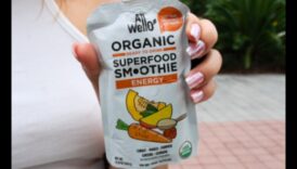 הגברת האנרגיה הירוקה: תדלק את היום שלך עם שייקים המופעלים על ידי צמחים