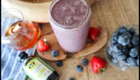 ללגום ולהגיש: הרשים את האורחים שלך עם שייק פירות מרעננים