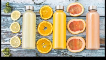 חיזוק ויטמין C: שייק פירות המושרים בהדר לתמיכה חיסונית